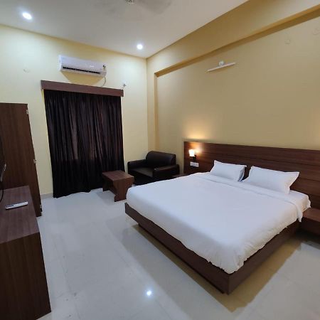 Hr Garden Hotel เดฟการ์ ภายนอก รูปภาพ